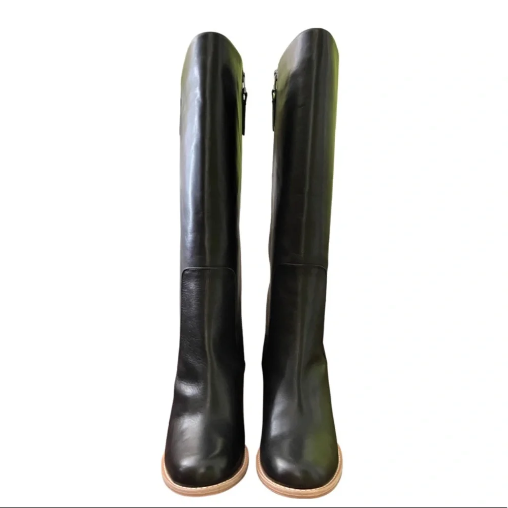 Bill Blass Tall Black Leather Boots - Size 7.5